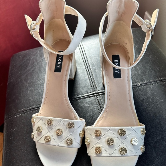 Leather upper. - Picture 3 of 5